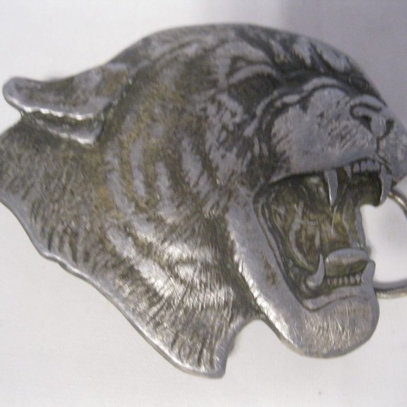 Bergamot Brass Work Mountain Lion 1977 Belt Buckle - Picture 1 of 8